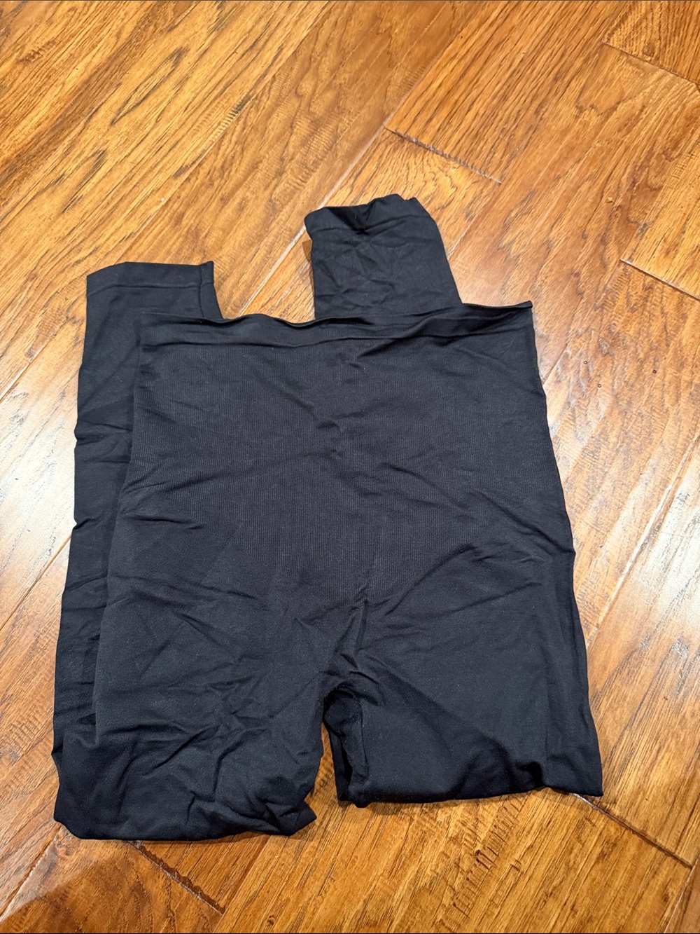 Rhonda Shear Black High waisted Leggings